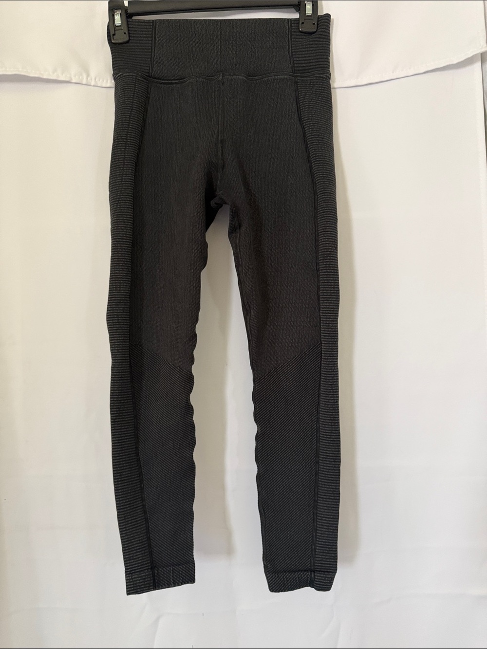 Offline by Aerie cropped leggings